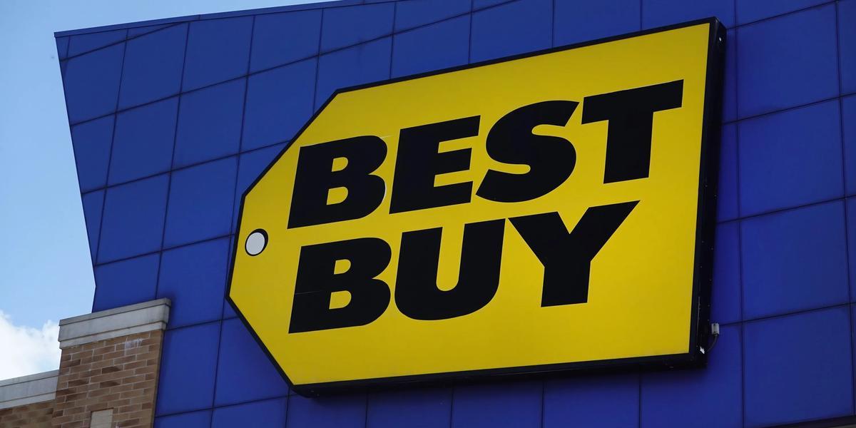 Best Buy Sued for Allegedly Selling Customers' Personal Data