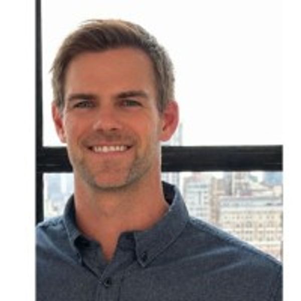 Dan Lyons
