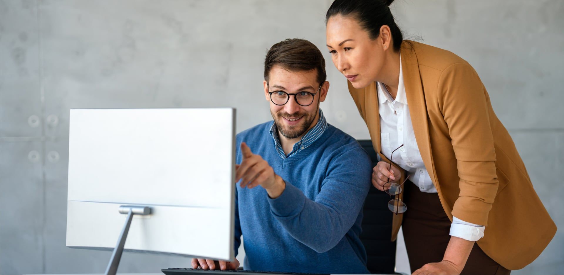 Internal Communications Governance: How to Set Up Roles, Permissions and Content Control