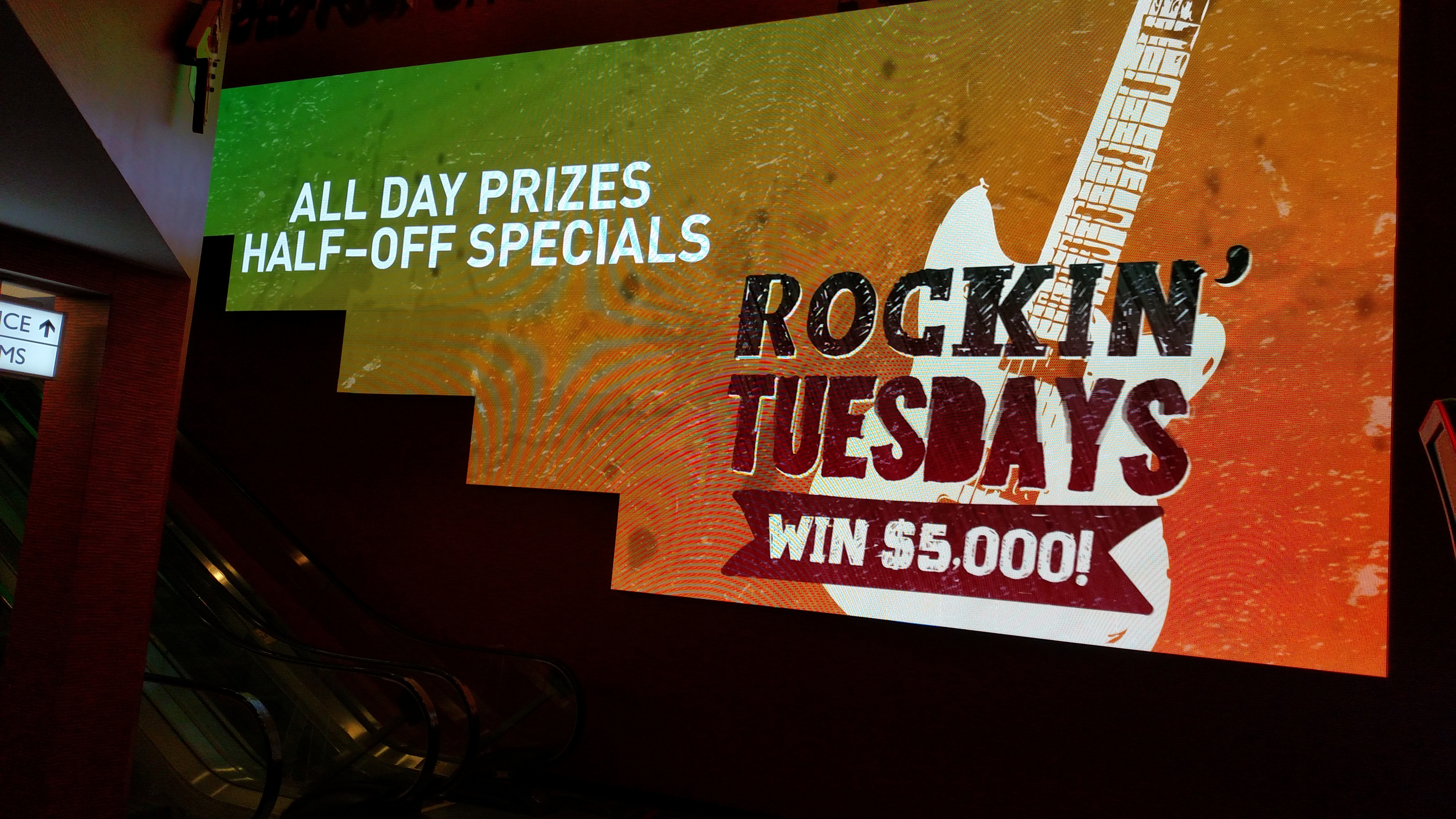Hard Rock Cafe - Jackpot celebrations