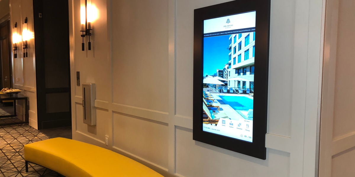 4 Digital Signage Strategies for Hotel Guest & Employee Experience ...