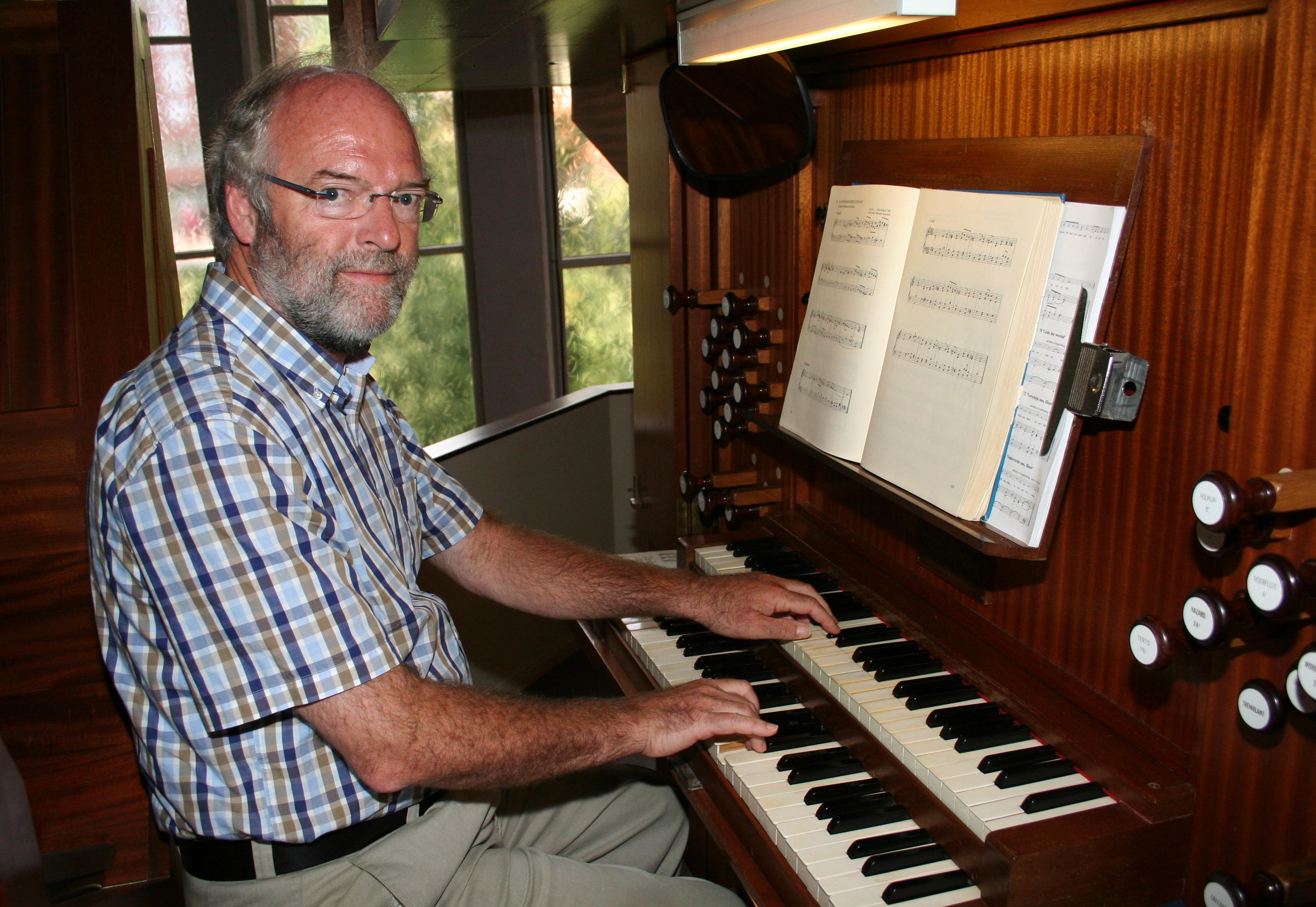 Arie de Bruijn 50 jaar organist