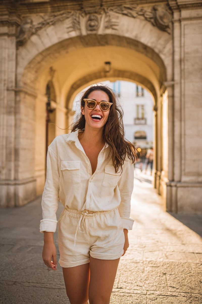 Woman in elegant summer outfit look 4