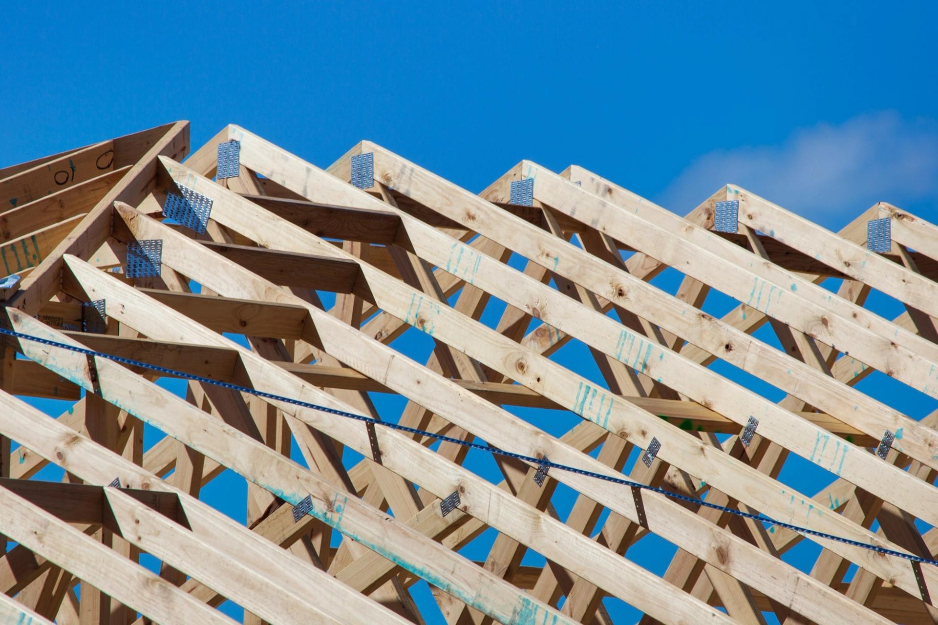 a wooden structure with a sky background