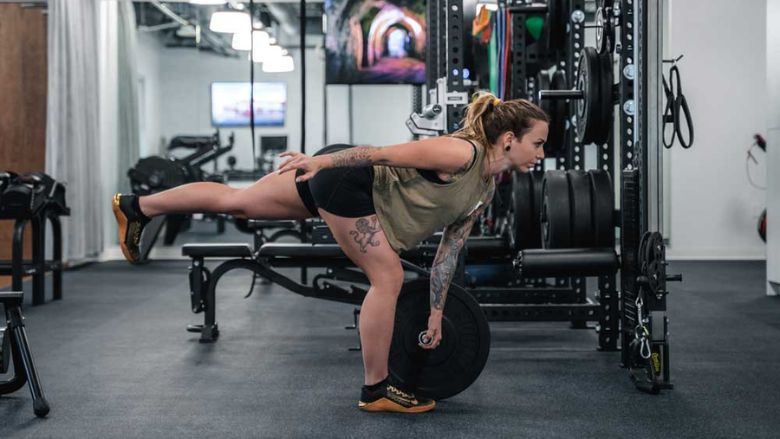 Bài tập Single-leg Romanian Deadlift