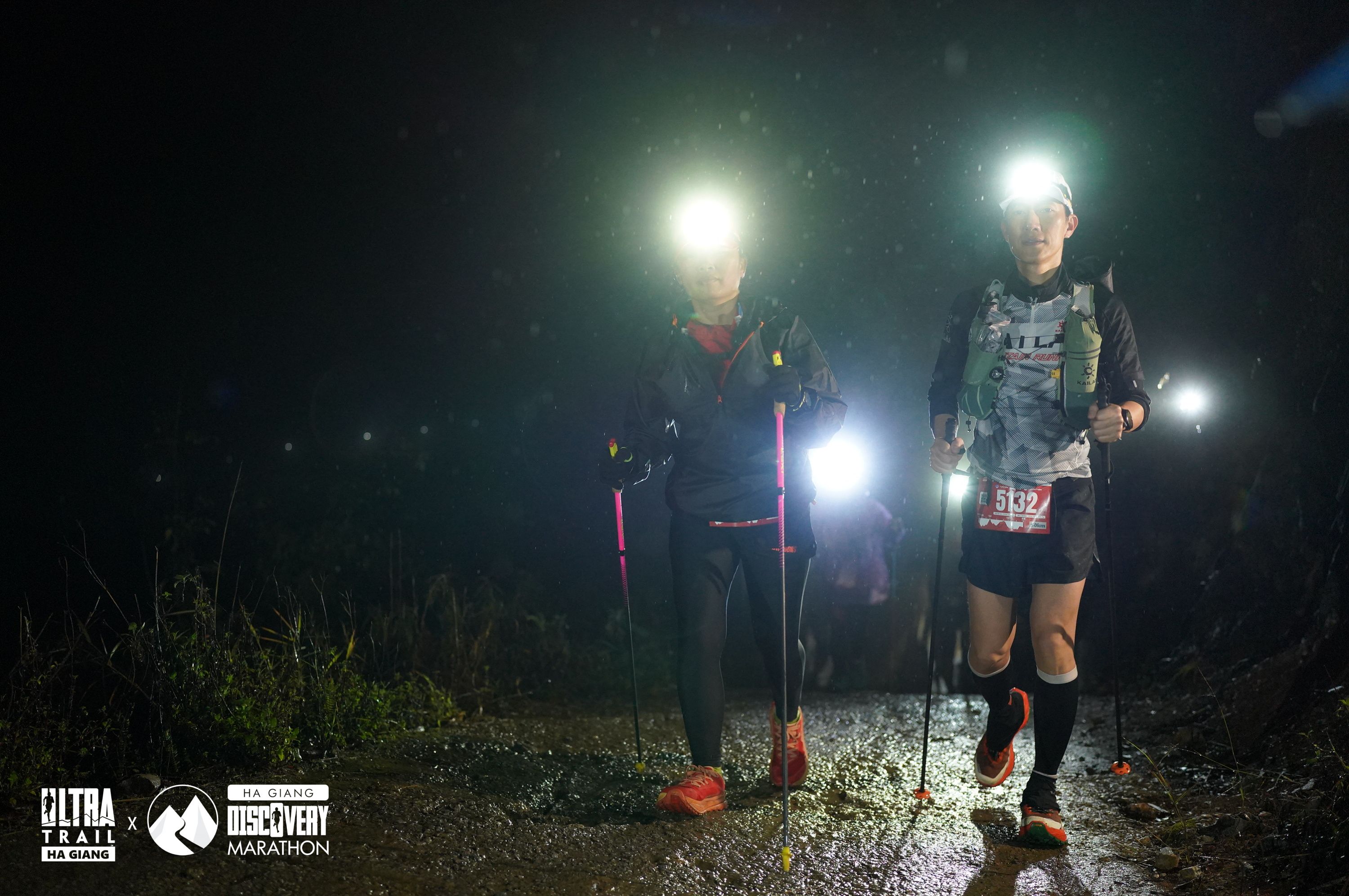 Chạy Trail Đêm An Toàn: Kỹ Thuật, Đèn Đầu và Nguyên Tắc Bất Di Bất Dịch