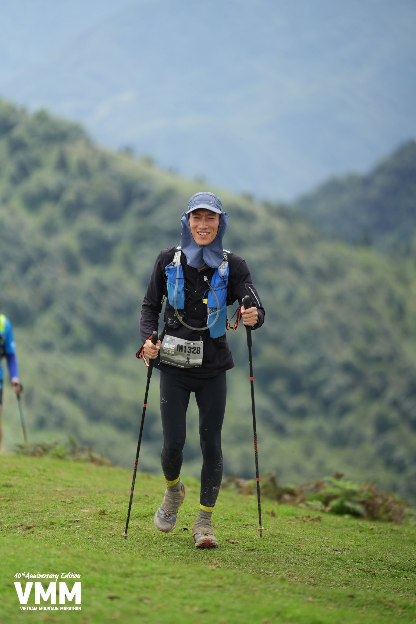 Runner leo dốc dùng cơ chân và mông — nhóm cơ trail runner cần nhất