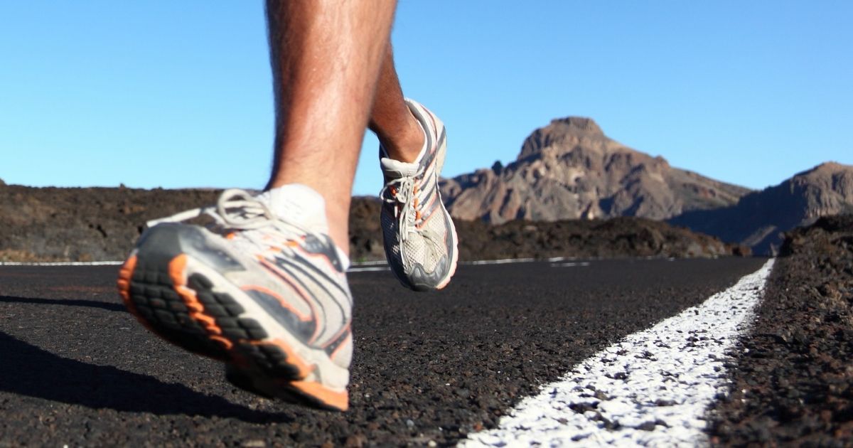 4 tiêu chí chọn giày chạy bộ cho người mới runner nào cũng nên biết