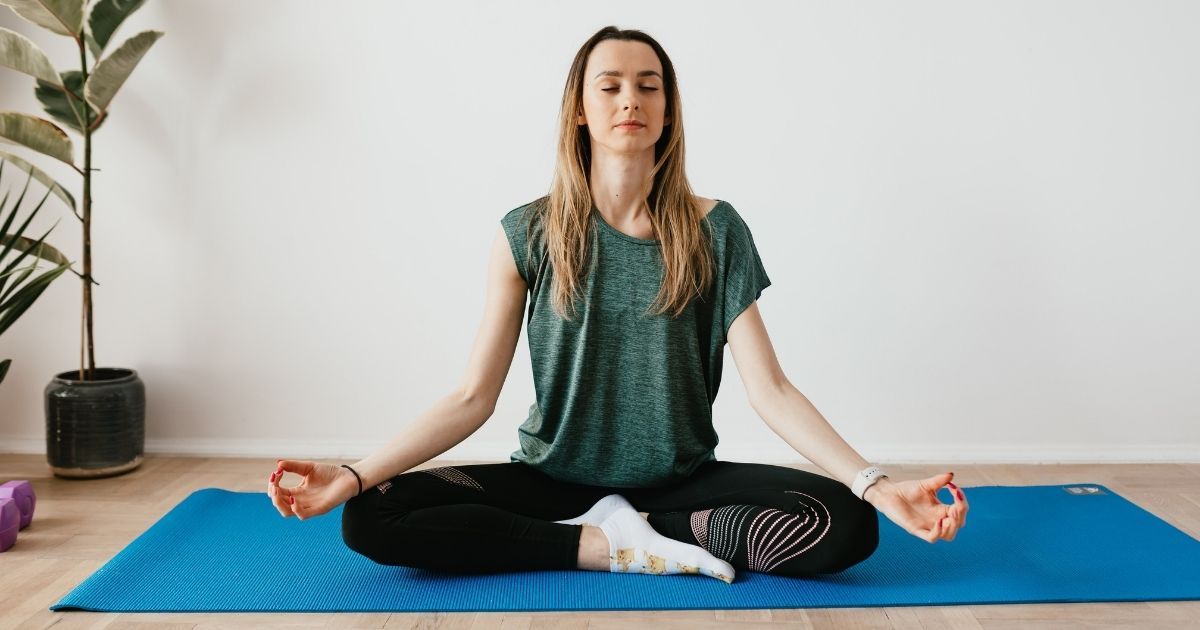 Yoga cho người chạy bộ: Bí quyết mở hông, xóa tan đau thắt lưng dưới