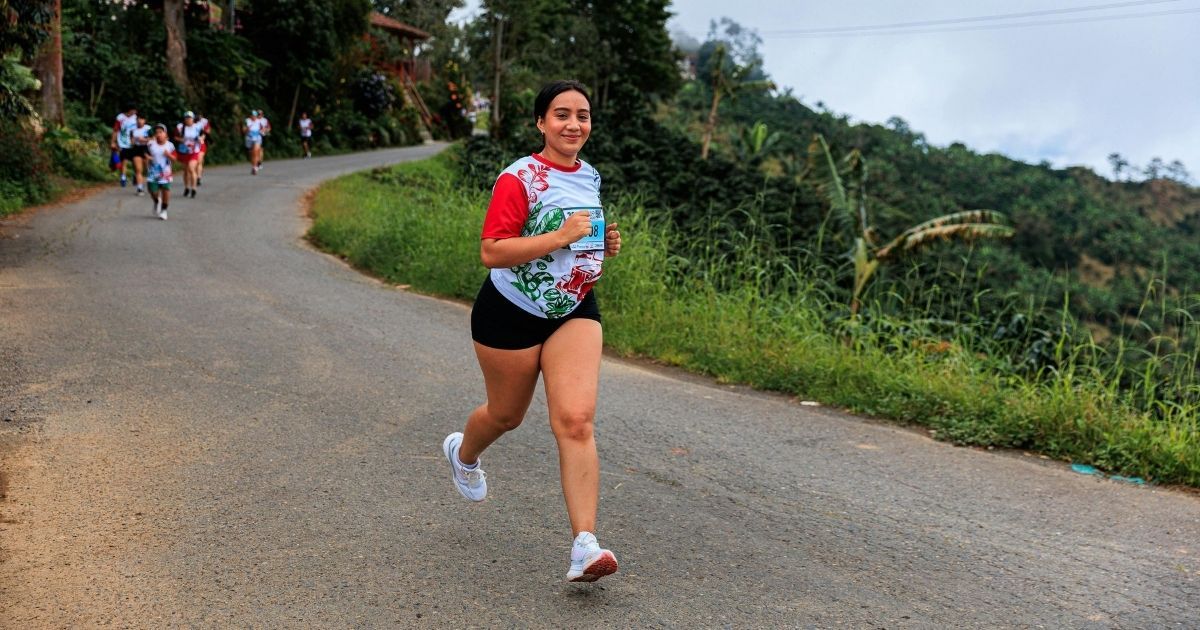 Chạy 5km mất bao lâu? 3 mẹo rút ngắn thời gian hoàn thành 5km cho người mới