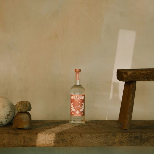 Rosaluna mezcal bottle