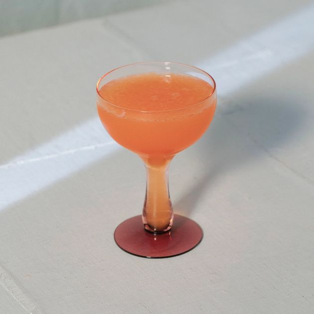 Rosaluna Naked & Famous drink