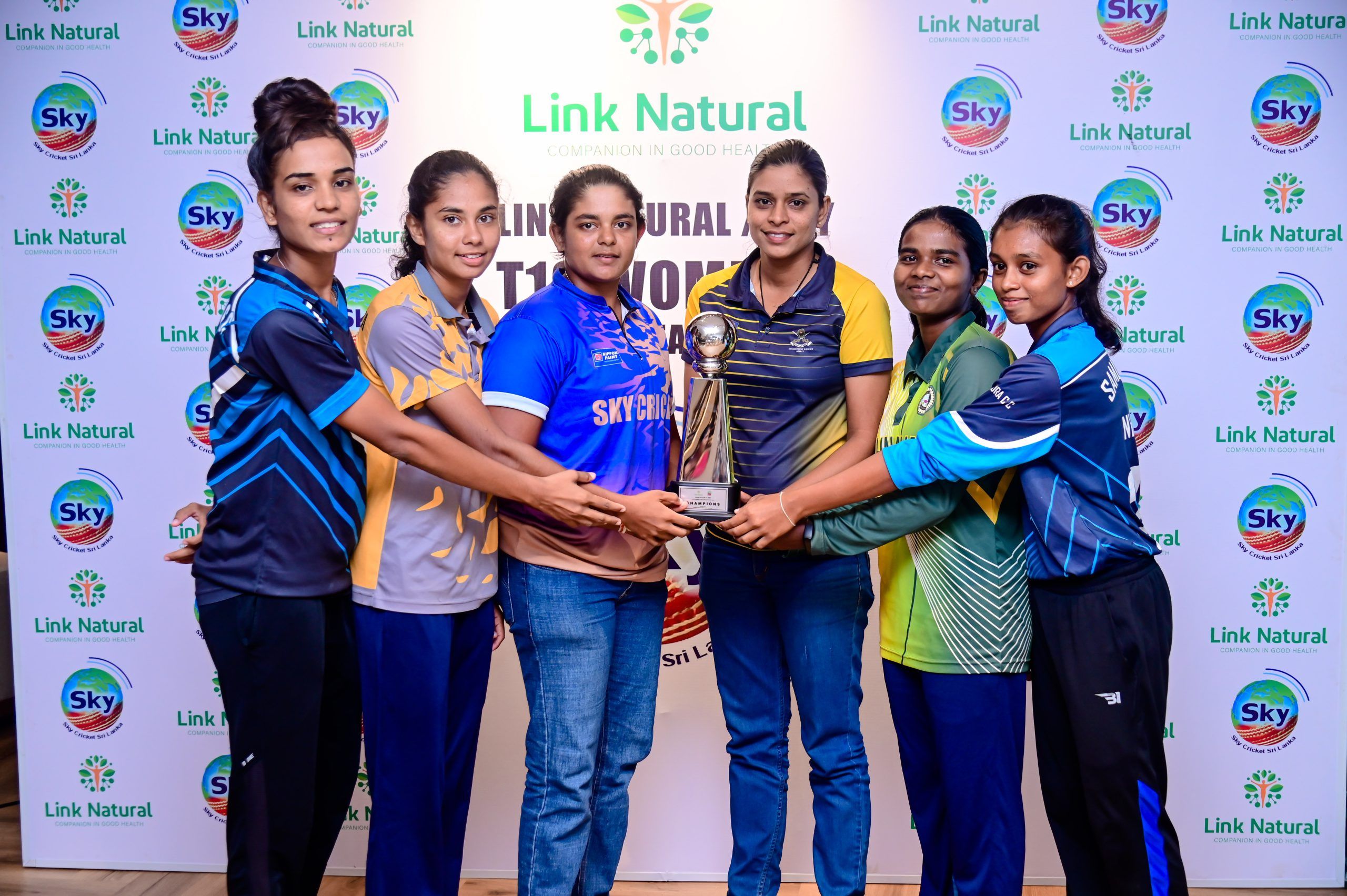 Link Natural and Sky Cricket Club partner to empower Sri Lankan women cricketers
