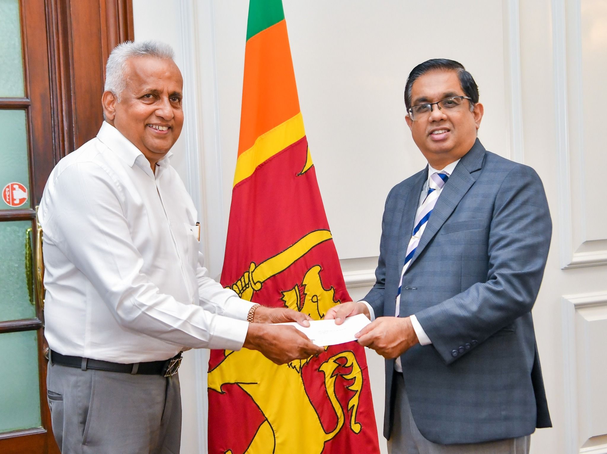 Sriyani Dress Point donates Rs. 20 million and deploys aid for Cyclone Ditwah victims
