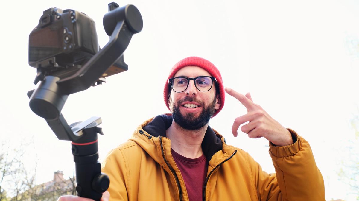 how to create content as a freelancer