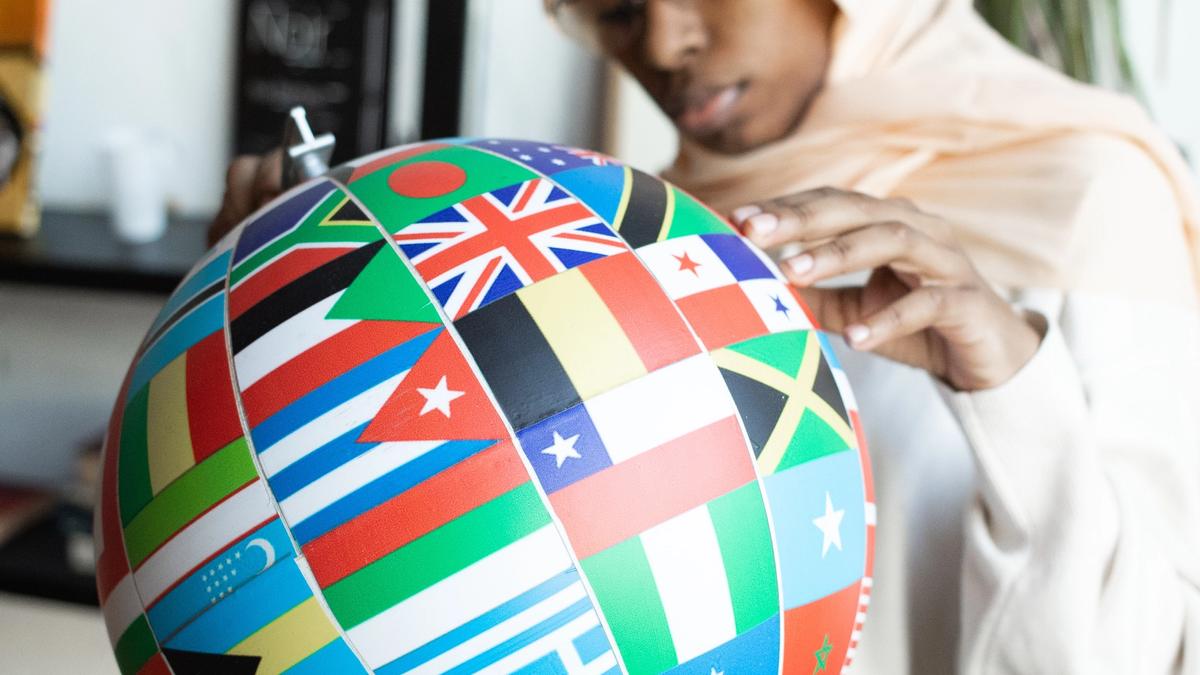 International Payroll: A Guide to Managing Employee Compensation Across Borders
