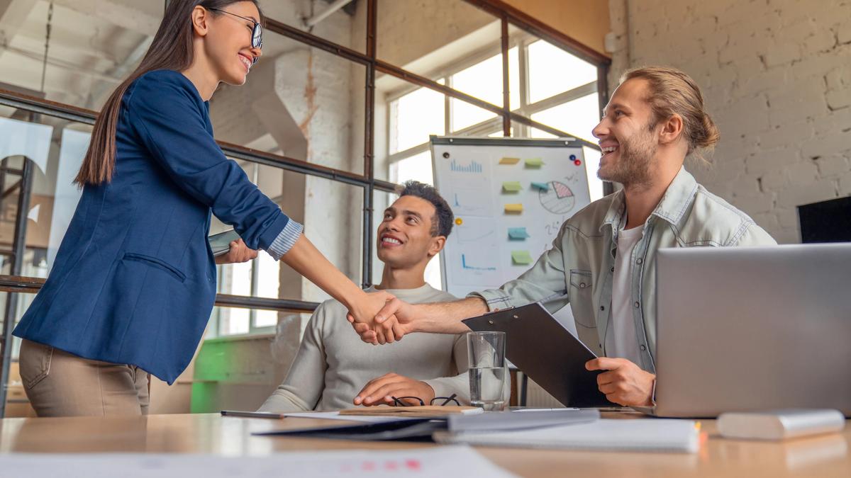 how to get clients in freelance