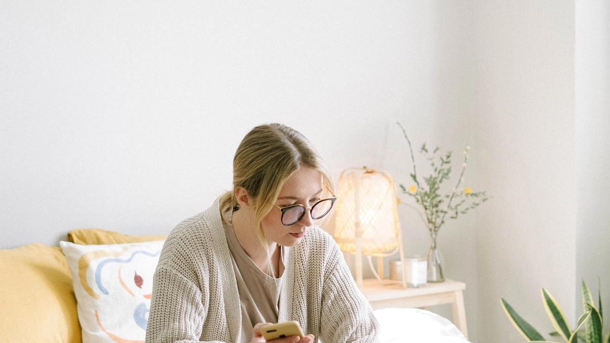 Charge and pay internationally