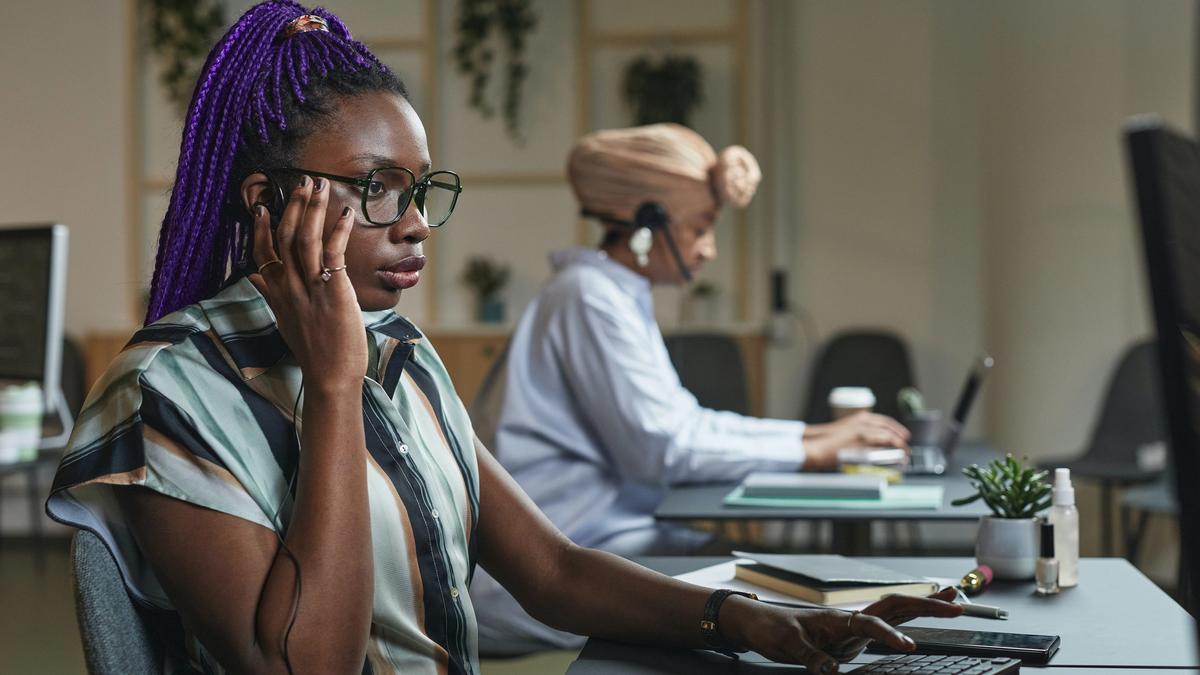 Maximizing the Benefits of Hiring International Employees: A Guide for Business Owners