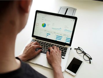 Maximizing Financial Management with Cloud Accounting Services