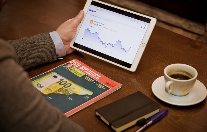 Optimizing Finance Operations: A Comprehensive Guide on CRM That Integrates With QuickBooks