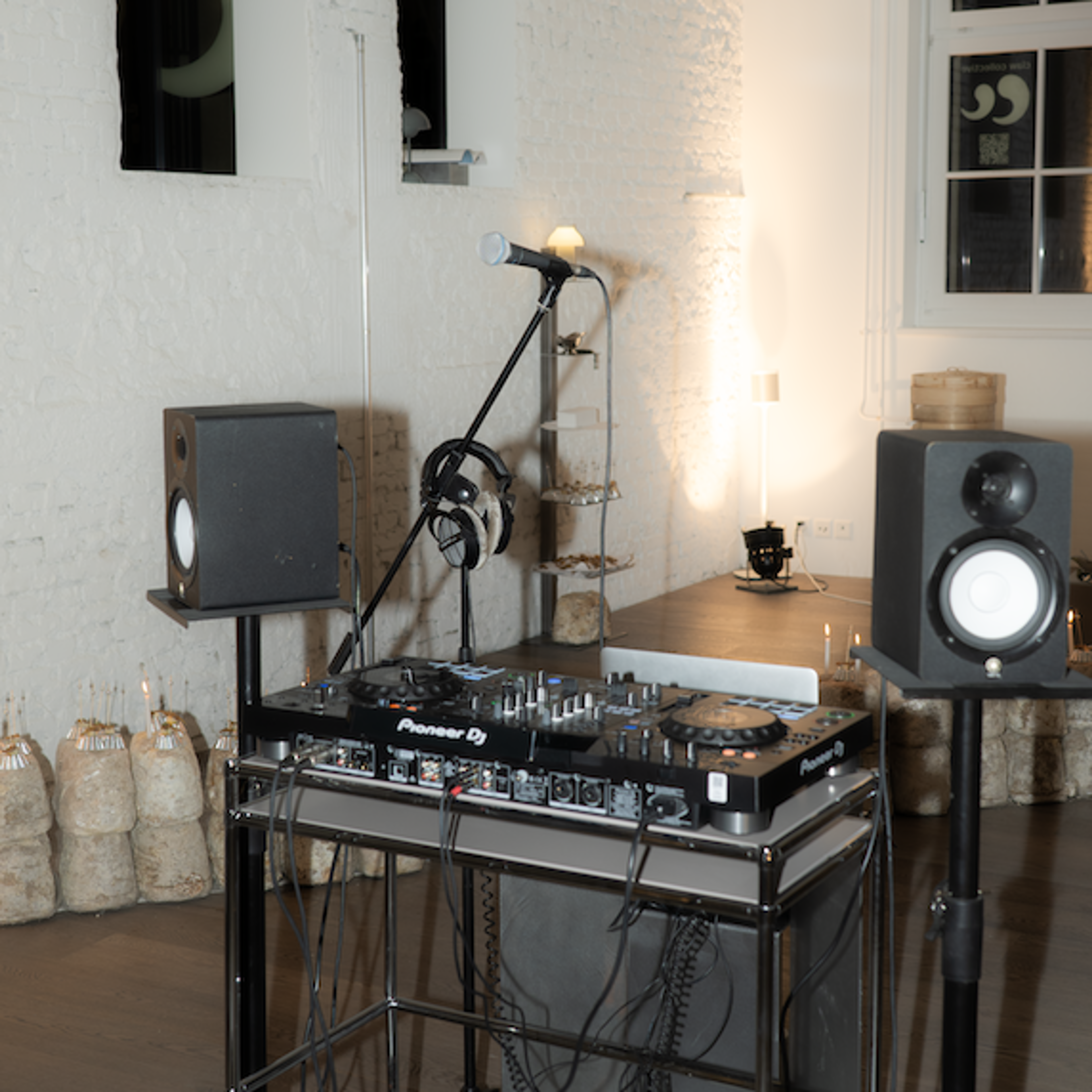 FERUS Event Fungi Affair DJ Set-up