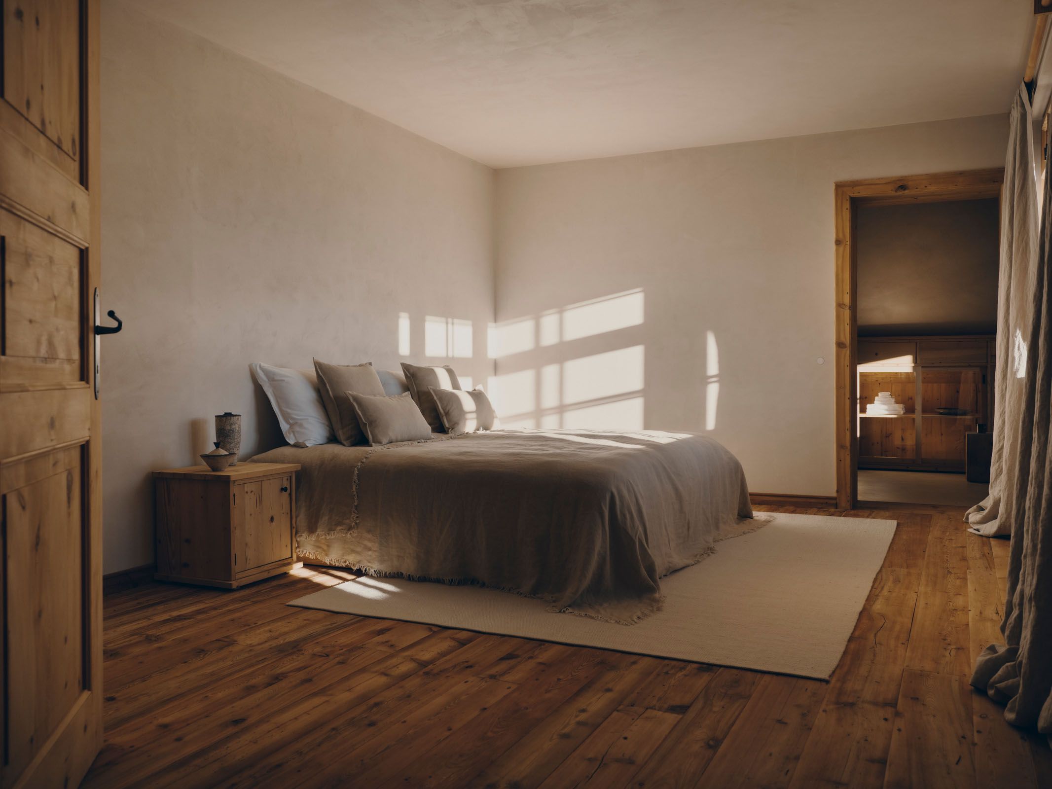 FORESTIS-Villa_Bedroom_6_01.jpg