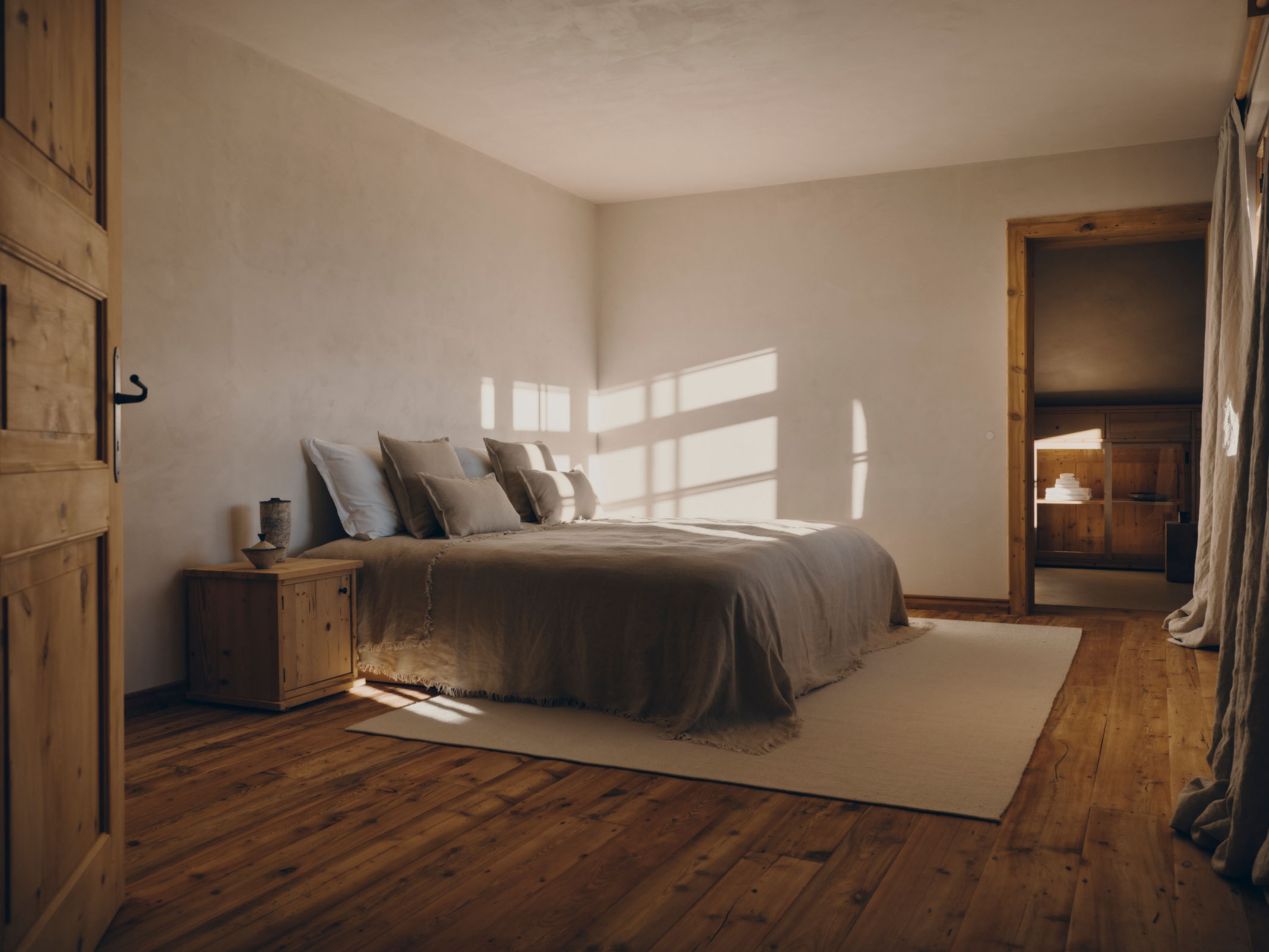 FORESTIS-Villa_Bedroom_6_01.jpg