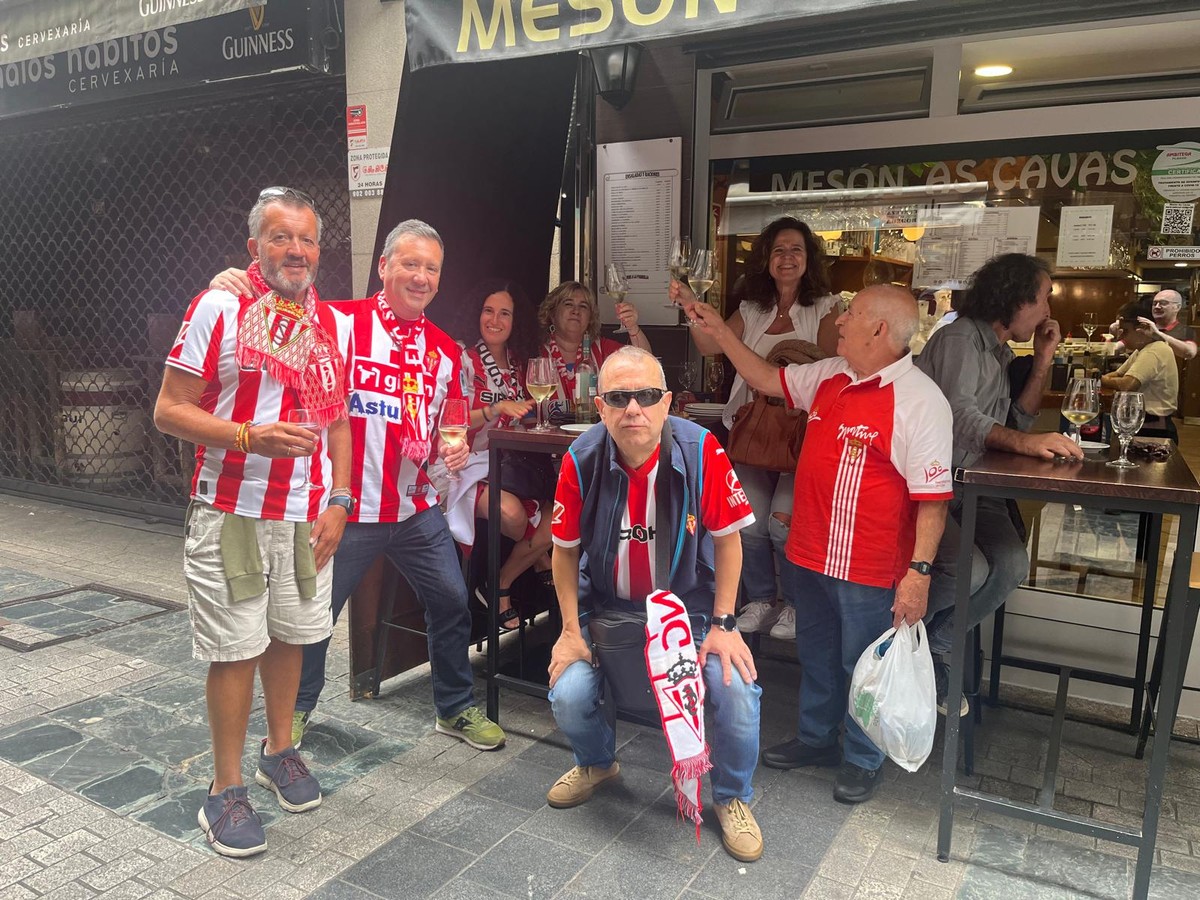 Peñas sportinguistas en Riazor
