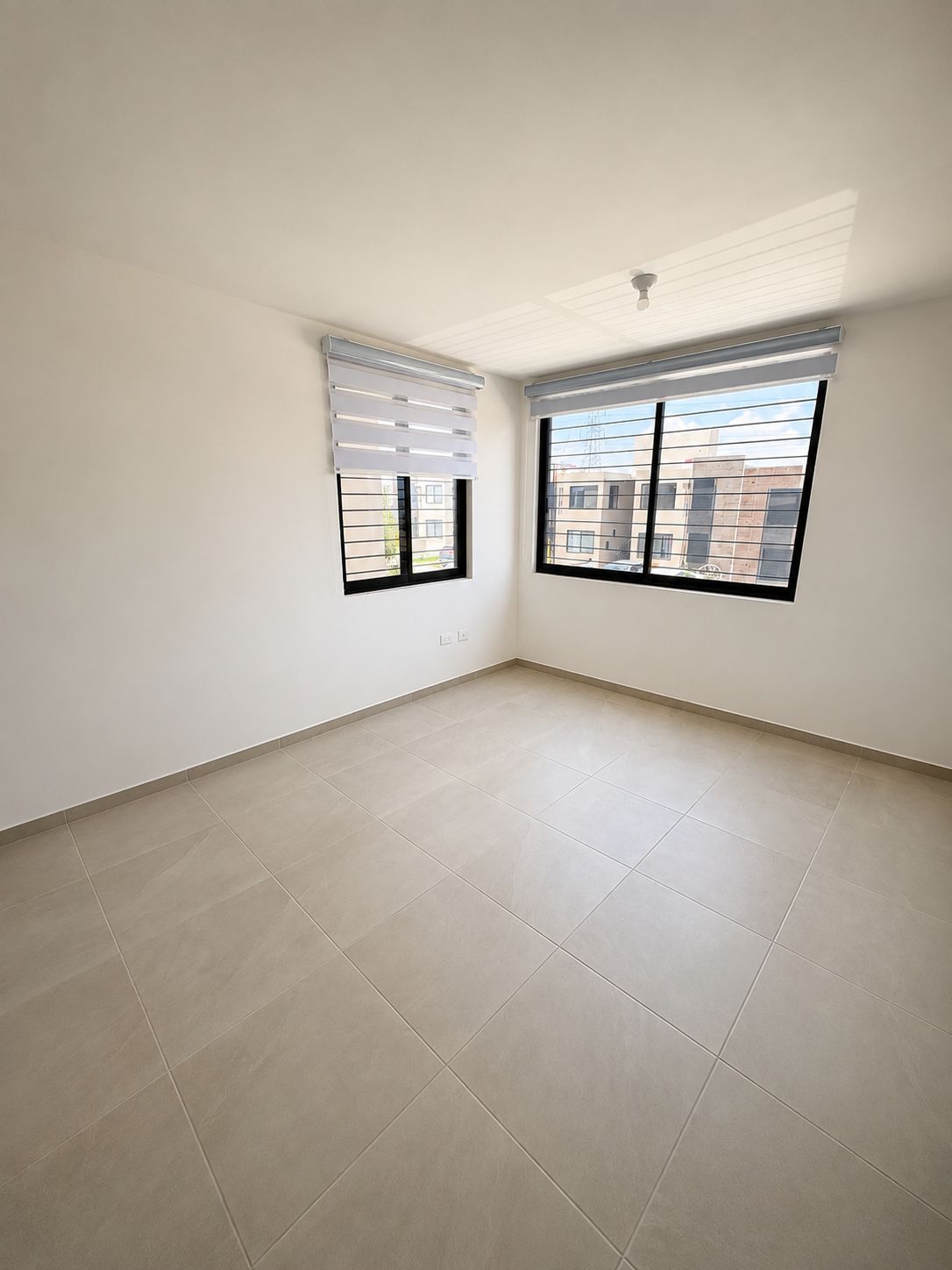 Departamento en renta en Meseta, Condominio Piamonte 7