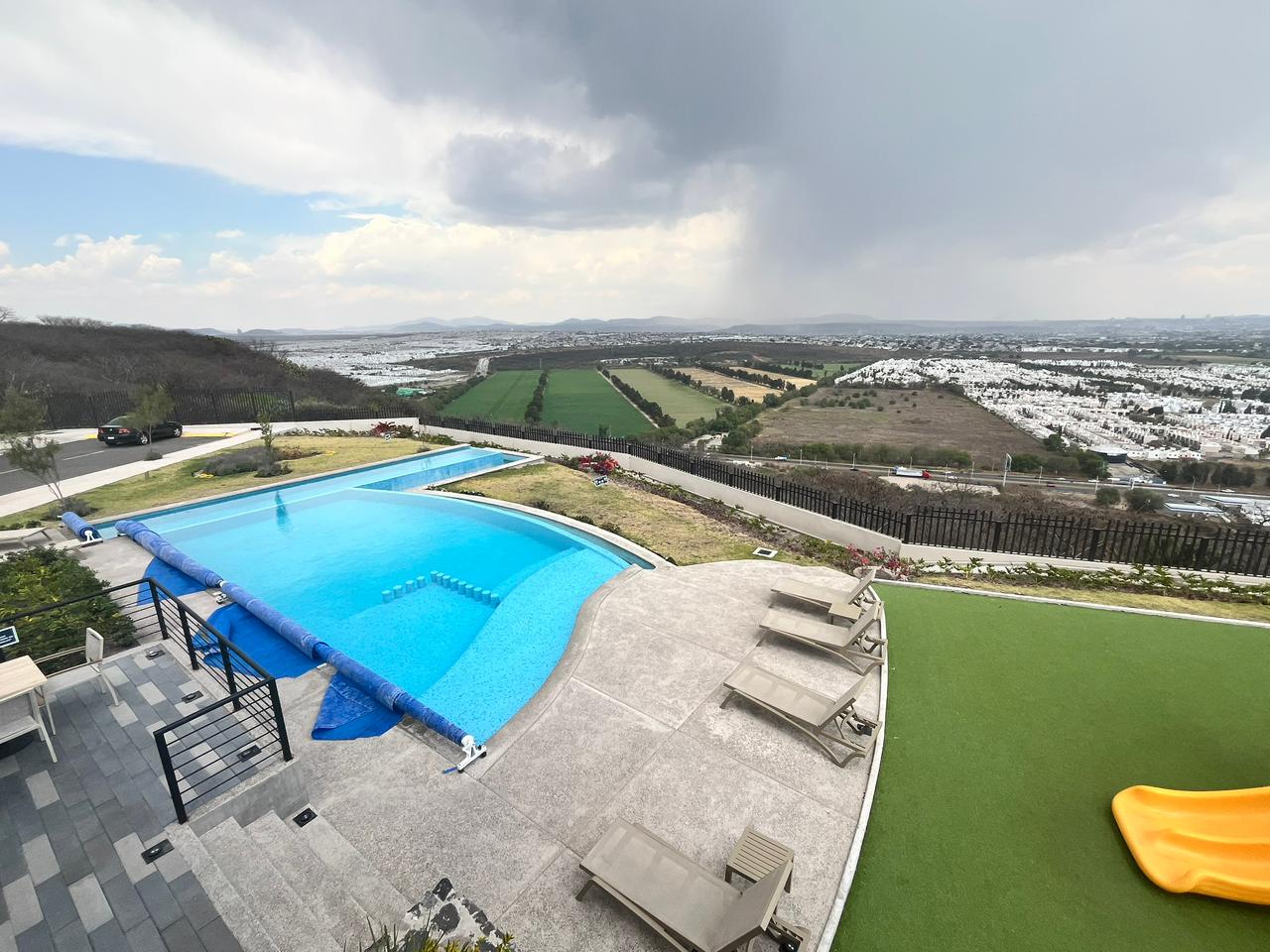 Casa en Ciudad Meseta, Condominio Payunia con alberca 4
