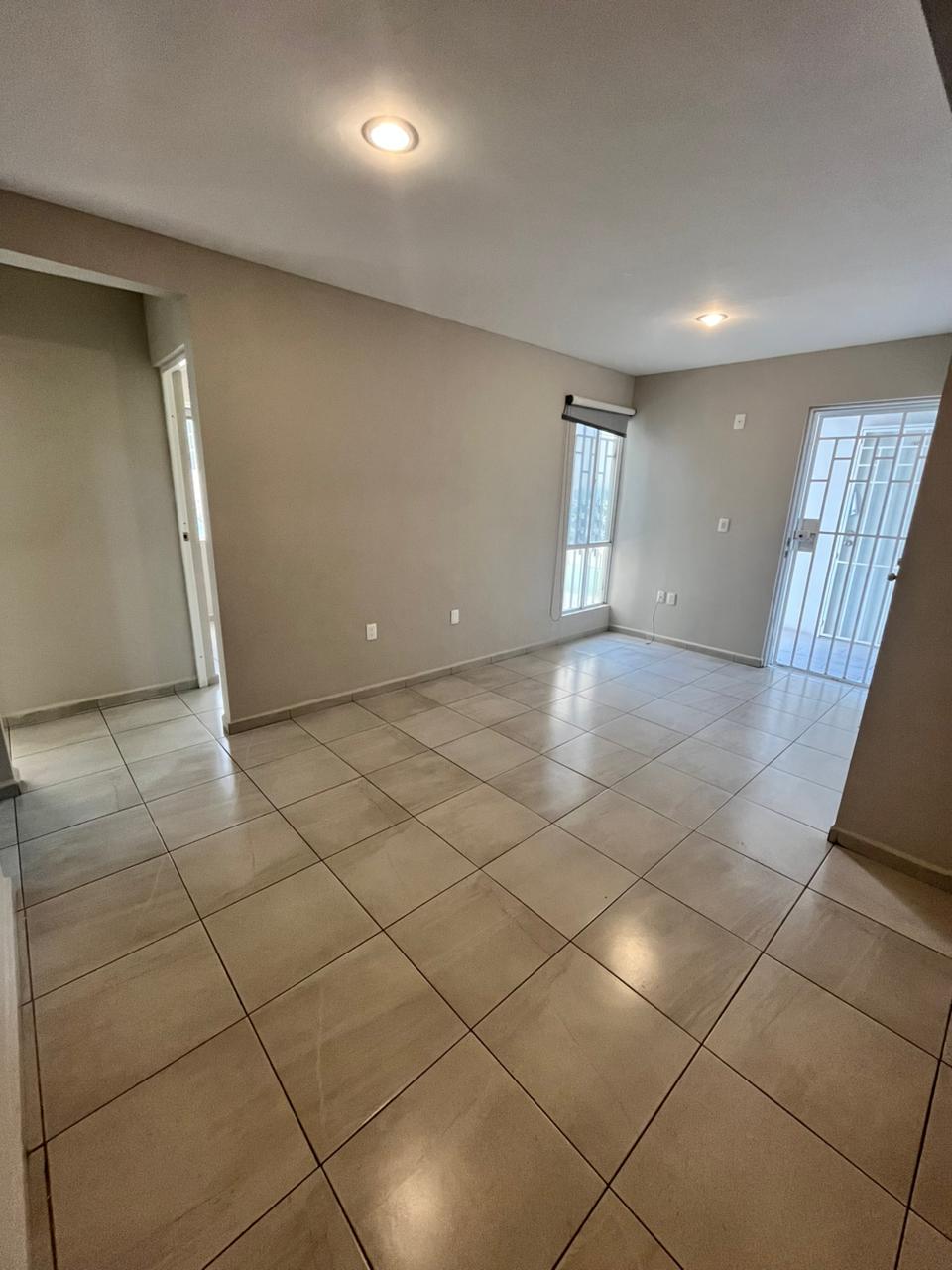Departamento en planta baja en Villas del Refugio Norte 7
