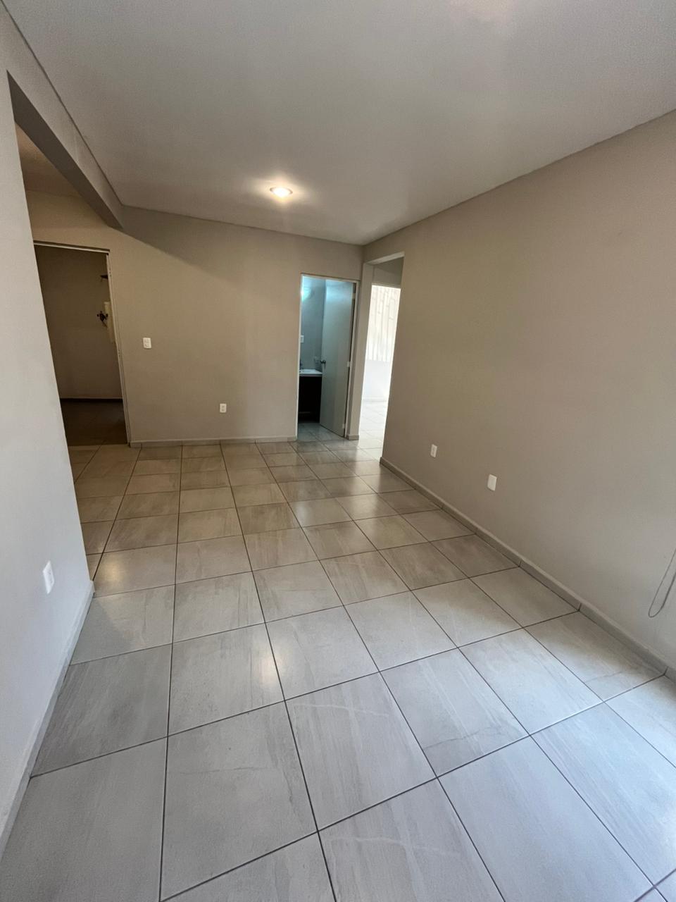 Departamento en planta baja en Villas del Refugio Norte 5