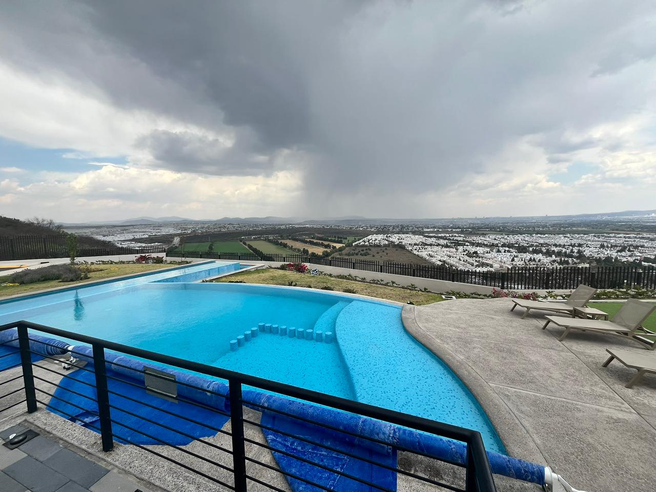 Casa en Ciudad Meseta, Condominio Payunia con alberca 9