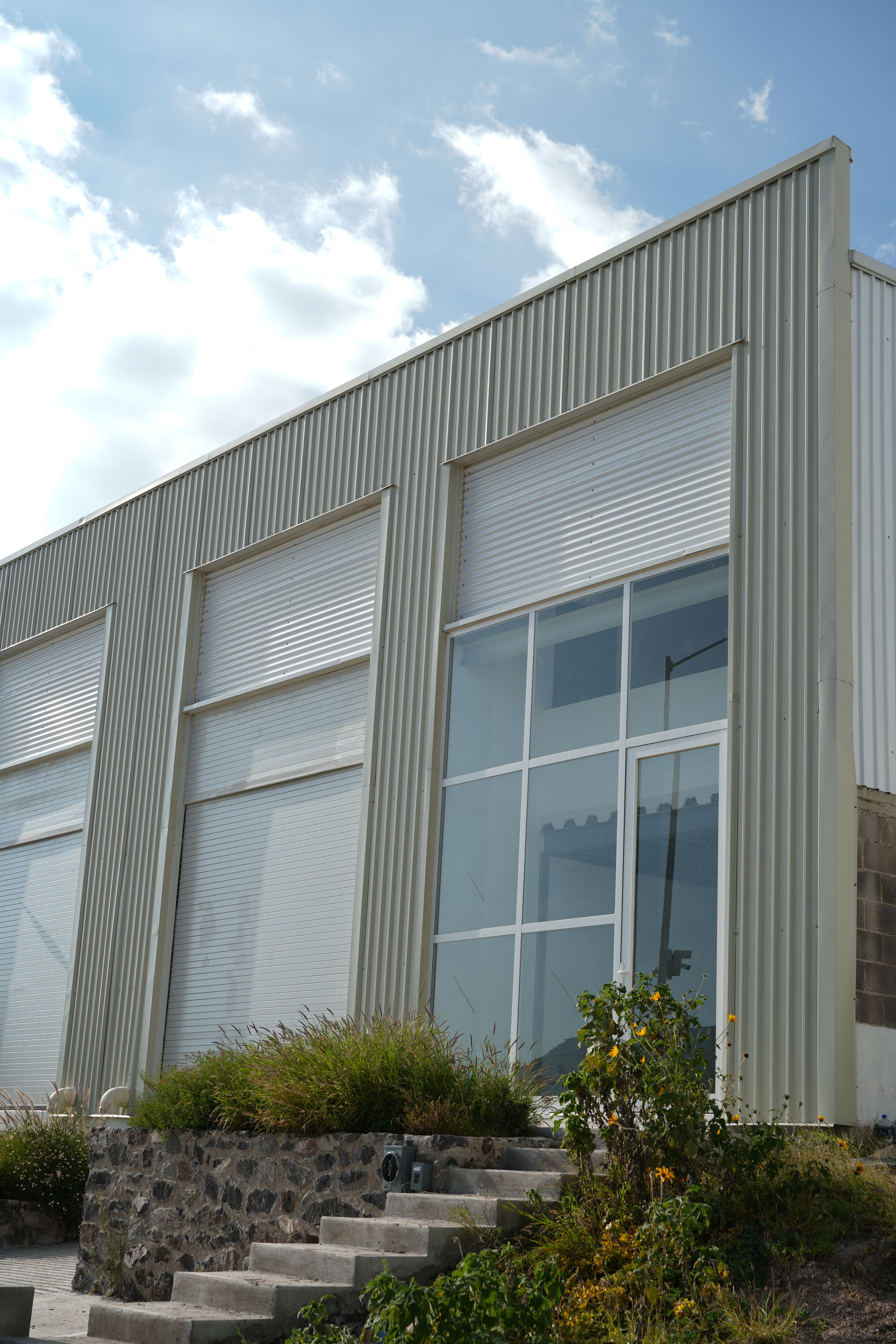 TERRENOS INDUSTRIALES EN VENTA — BLUHEN BUSINESS PARK 4