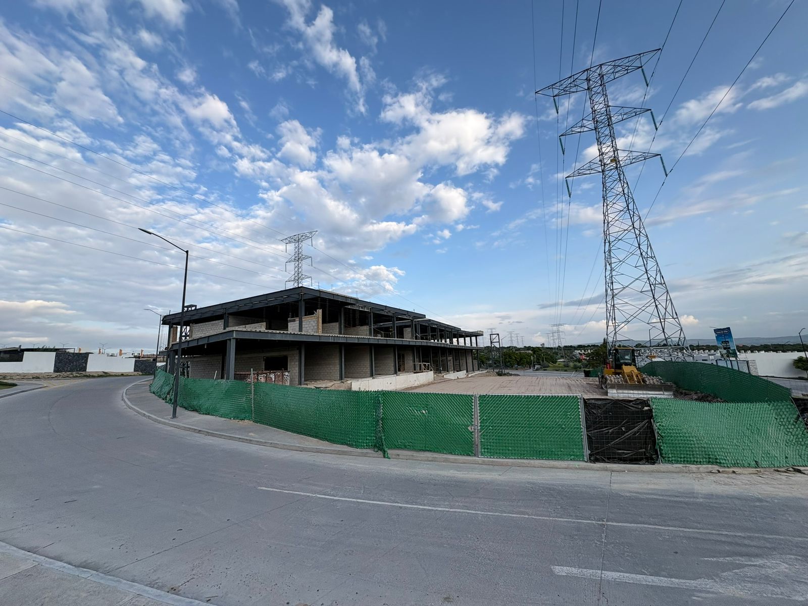 Locales en renta en Meseta Center – Plaza comercial en crecimiento 7