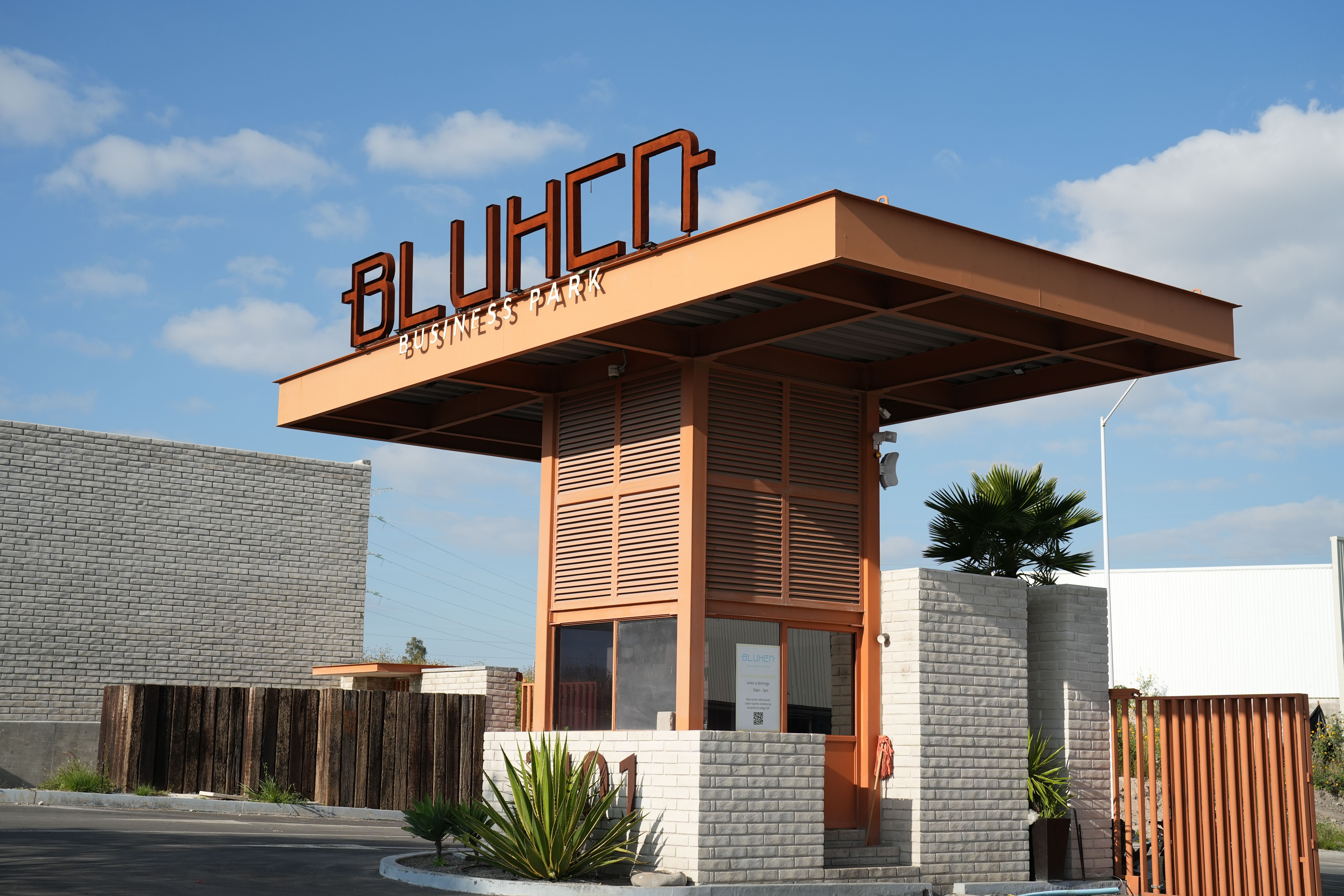 TERRENOS INDUSTRIALES EN VENTA — BLUHEN BUSINESS PARK