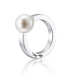 60's Pearl Ring.