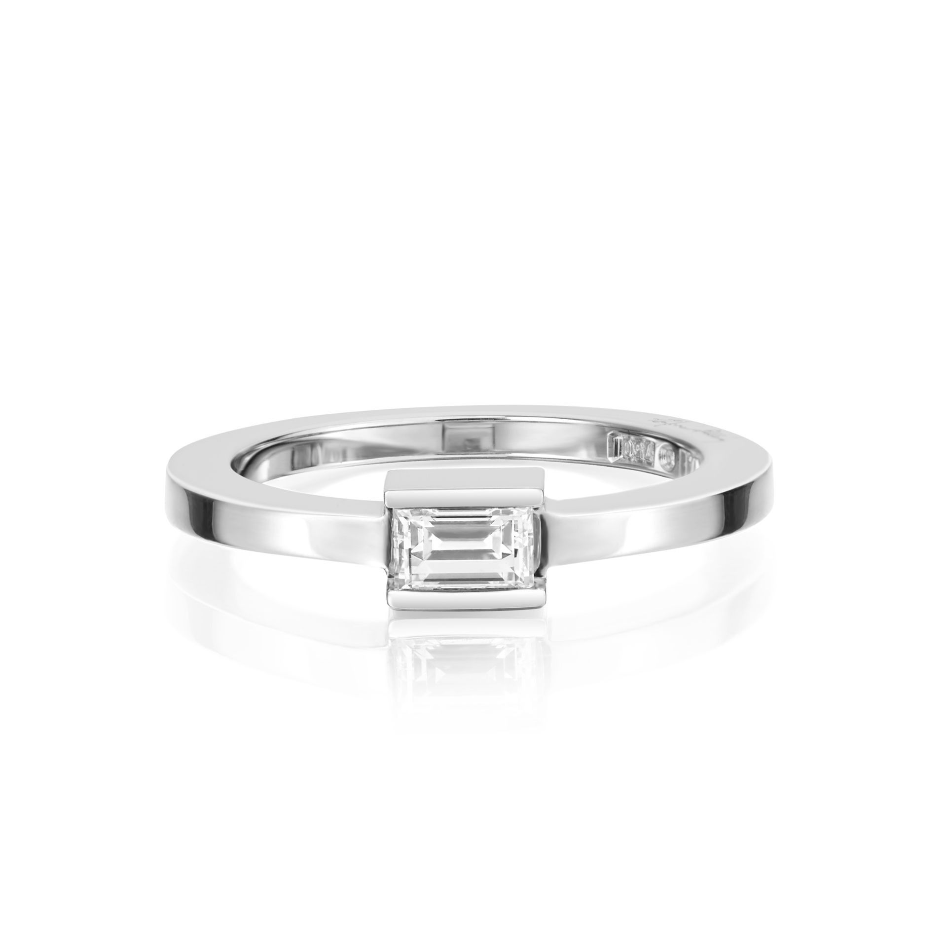 Läs mer om Efva Attling Deco Wedding Ring 17.50 MM - VITGULD