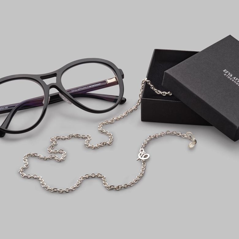 Eyewear Chain