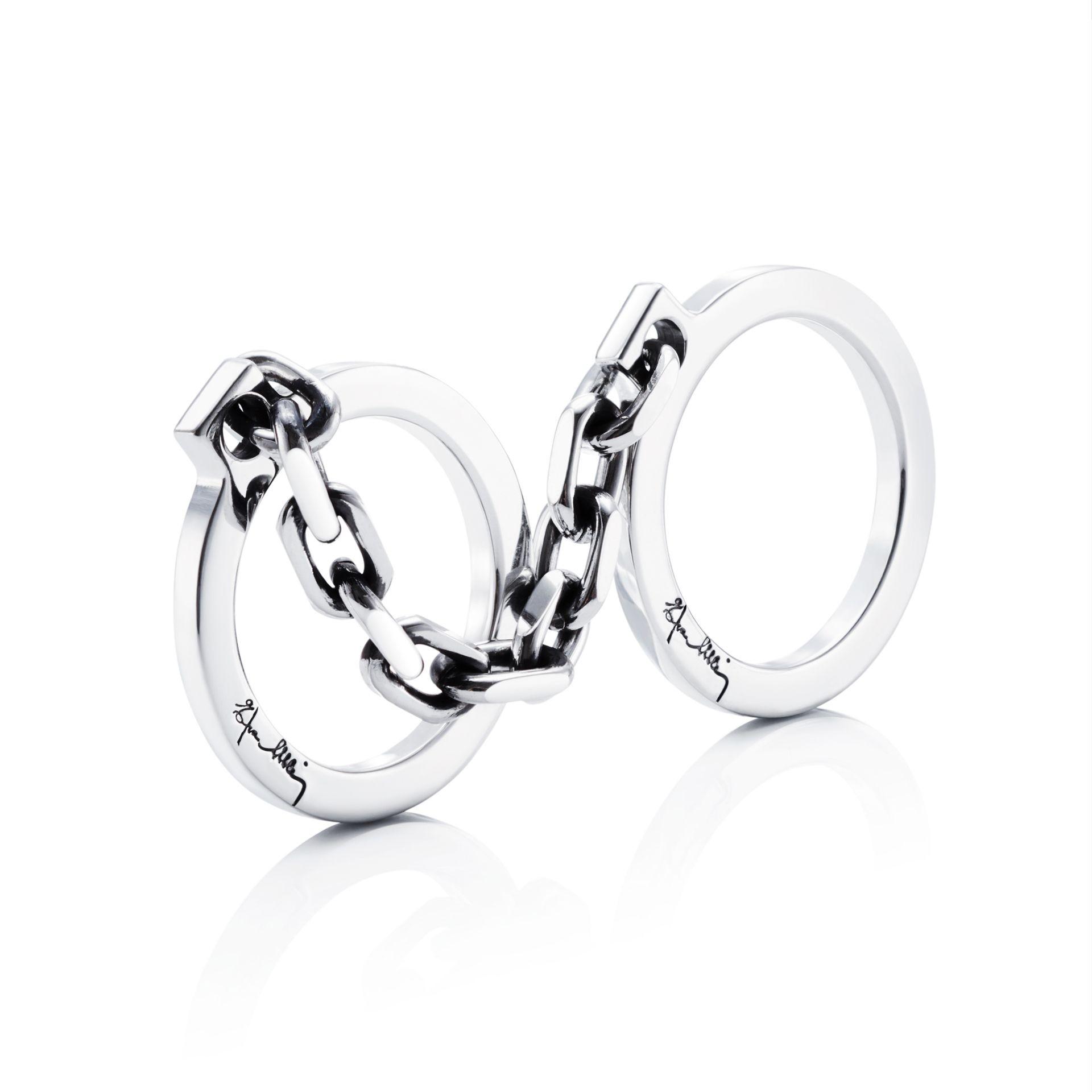 Passion Cuffs Ring