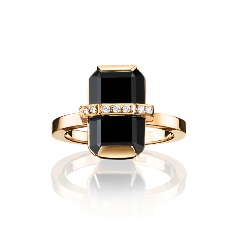 Little Bend Over Ring - Onyx