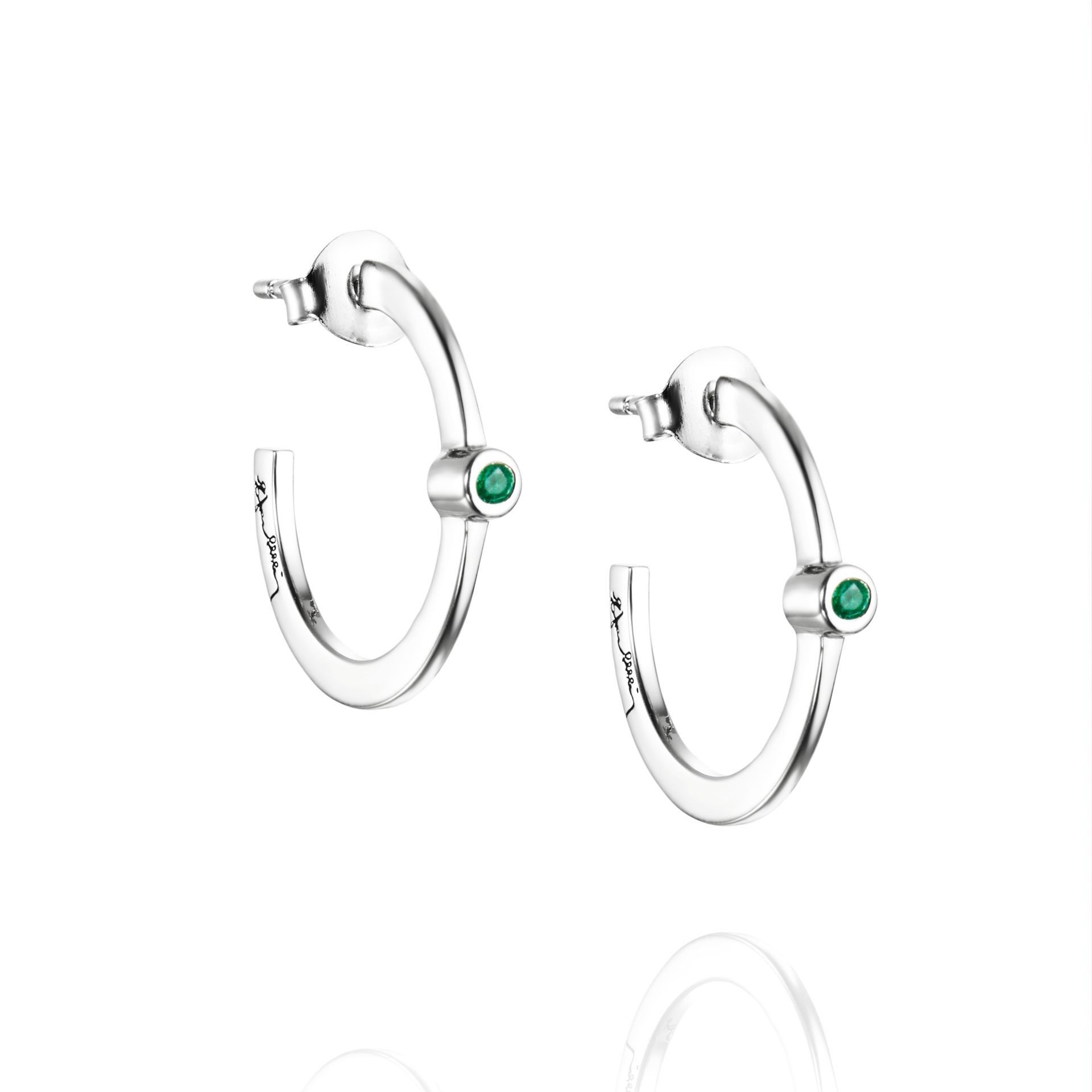 Läs mer om Efva Attling Micro Blink Hoops - Green Emerald ONE SIZE - SILVER