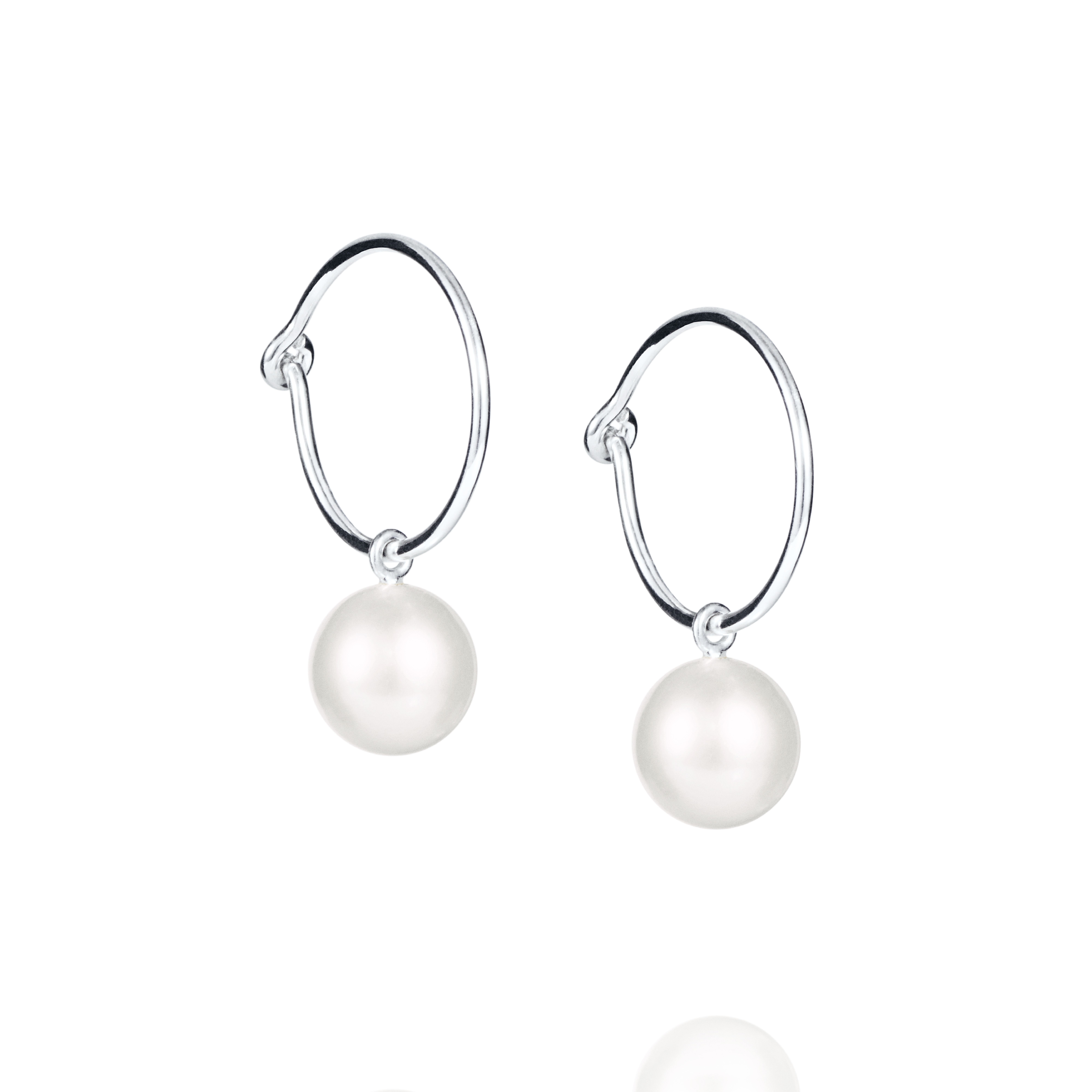Läs mer om Efva Attling Pop Pearls Earrings ONE SIZE - SILVER