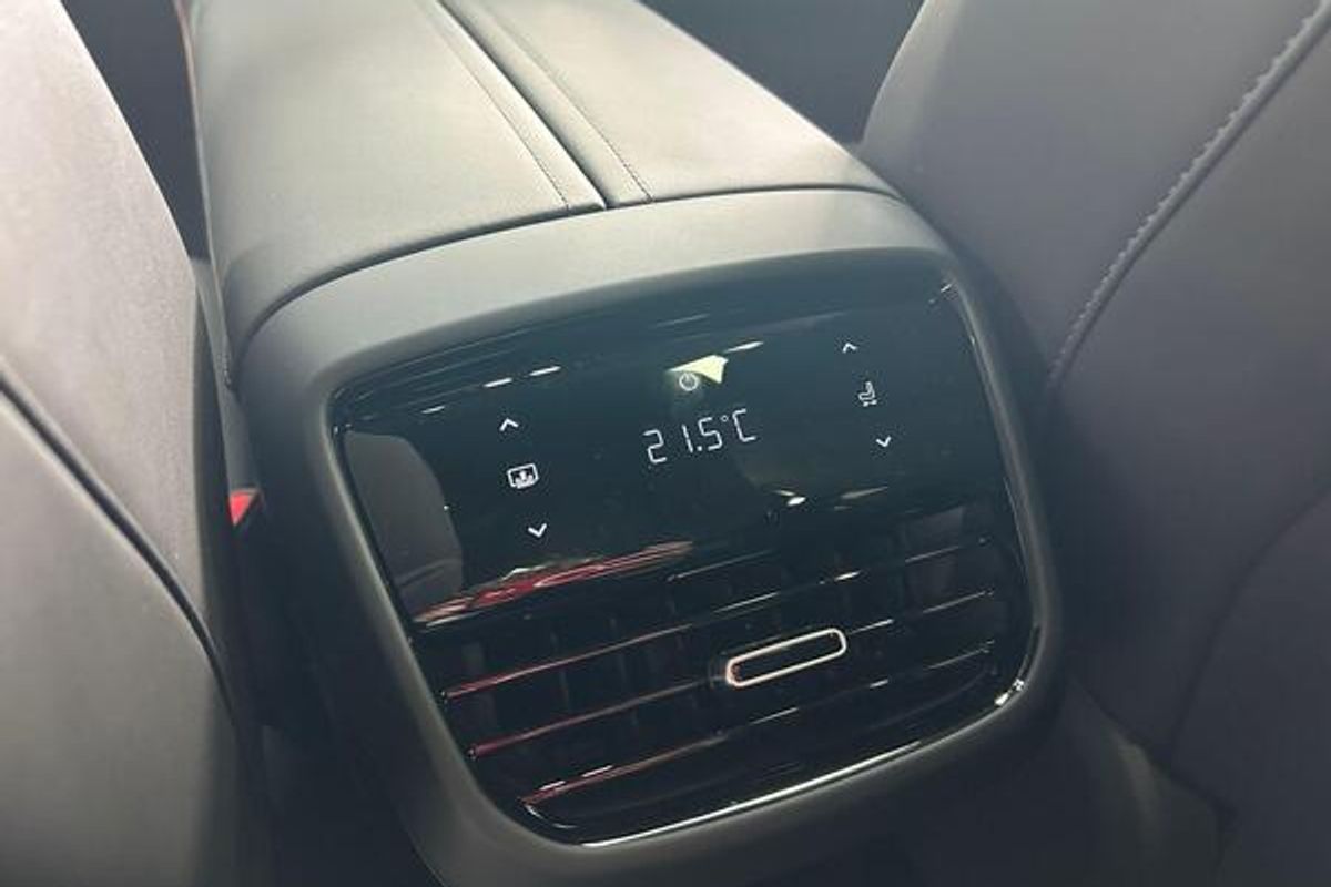 Changan Deepal S07 image 8