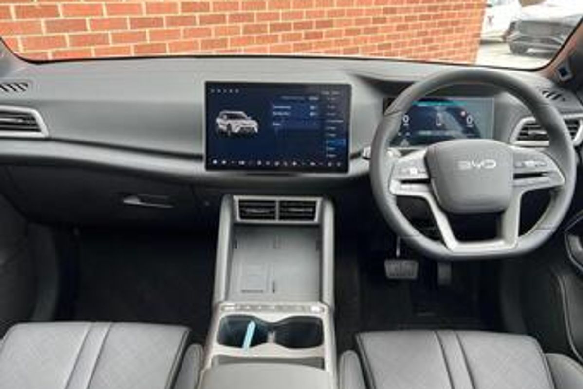  BYD ATTO 2 image 6