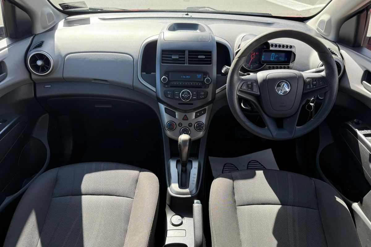 Holden Barina CD 1.6P/6AT/SL/4DR/5 image 6