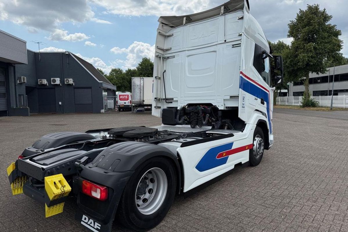 DAF XF 480 FT PCC/MX Engine Brake image 2