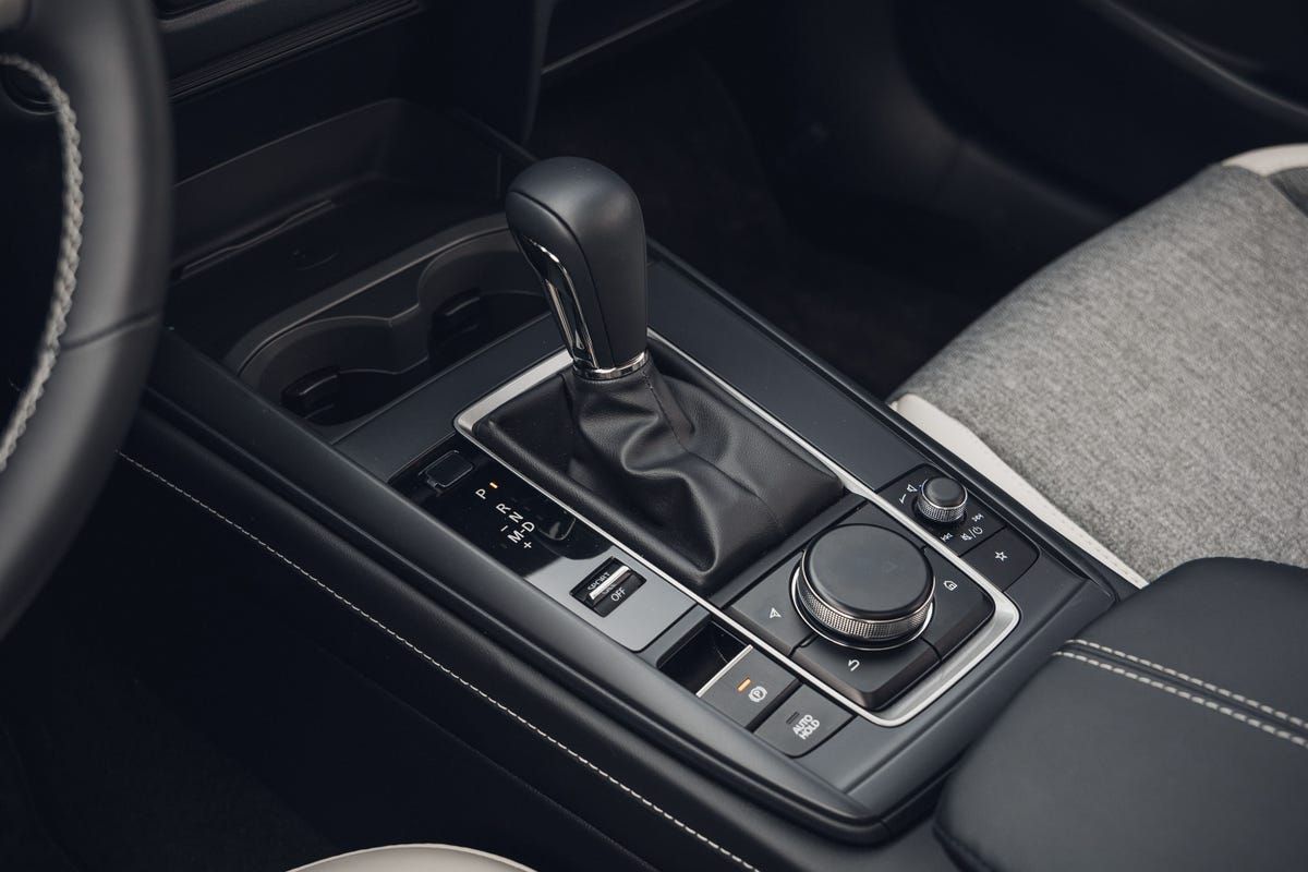 Mazda CX-30 image 12