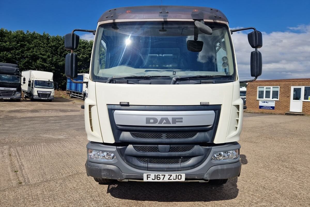 DAF LF 230 image 2